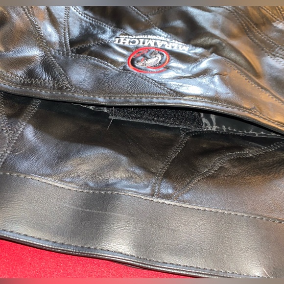 Golf Handbag from Miramichi, NB 🇨🇦 - Picture 4 of 9